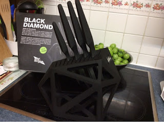 Black Diamond Knife Block, Knife Collection and a Giveaway