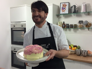 Tesco: A Cake Fit For A Queen