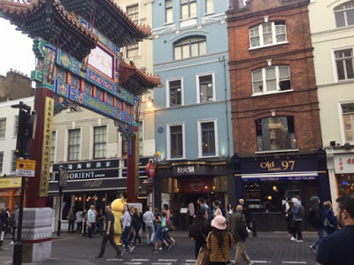 London: Hot Pot – A Thai-Chinese Sensation Has Come To China Town