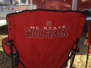 Tailgate party seat