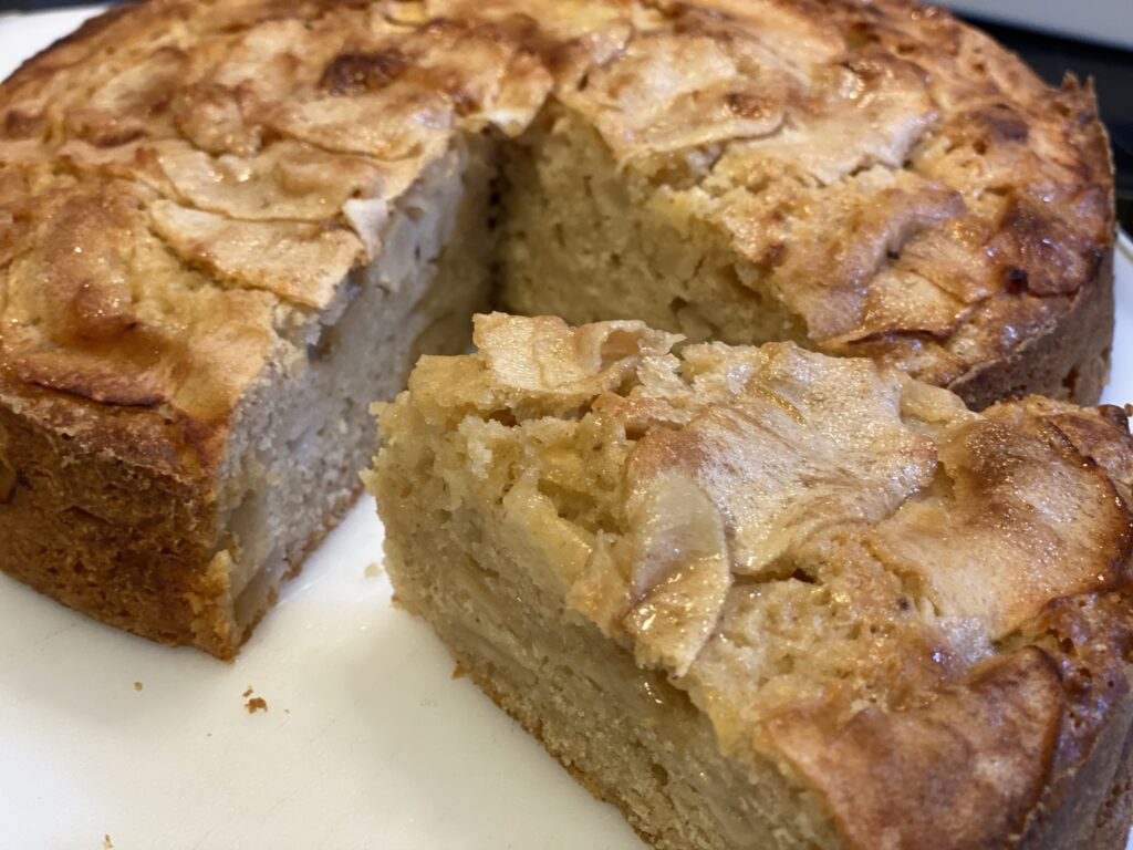 spiced apple cake